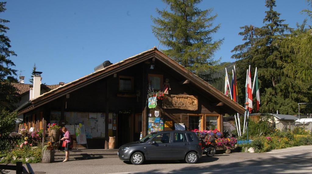 Camping Catinaccio Rosengarten Pozza di Fassa Exterior photo